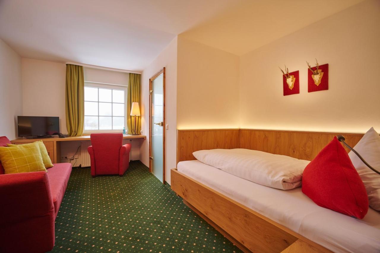 Hotel Waldhaus Foeckinghausen Bestwig Exteriör bild