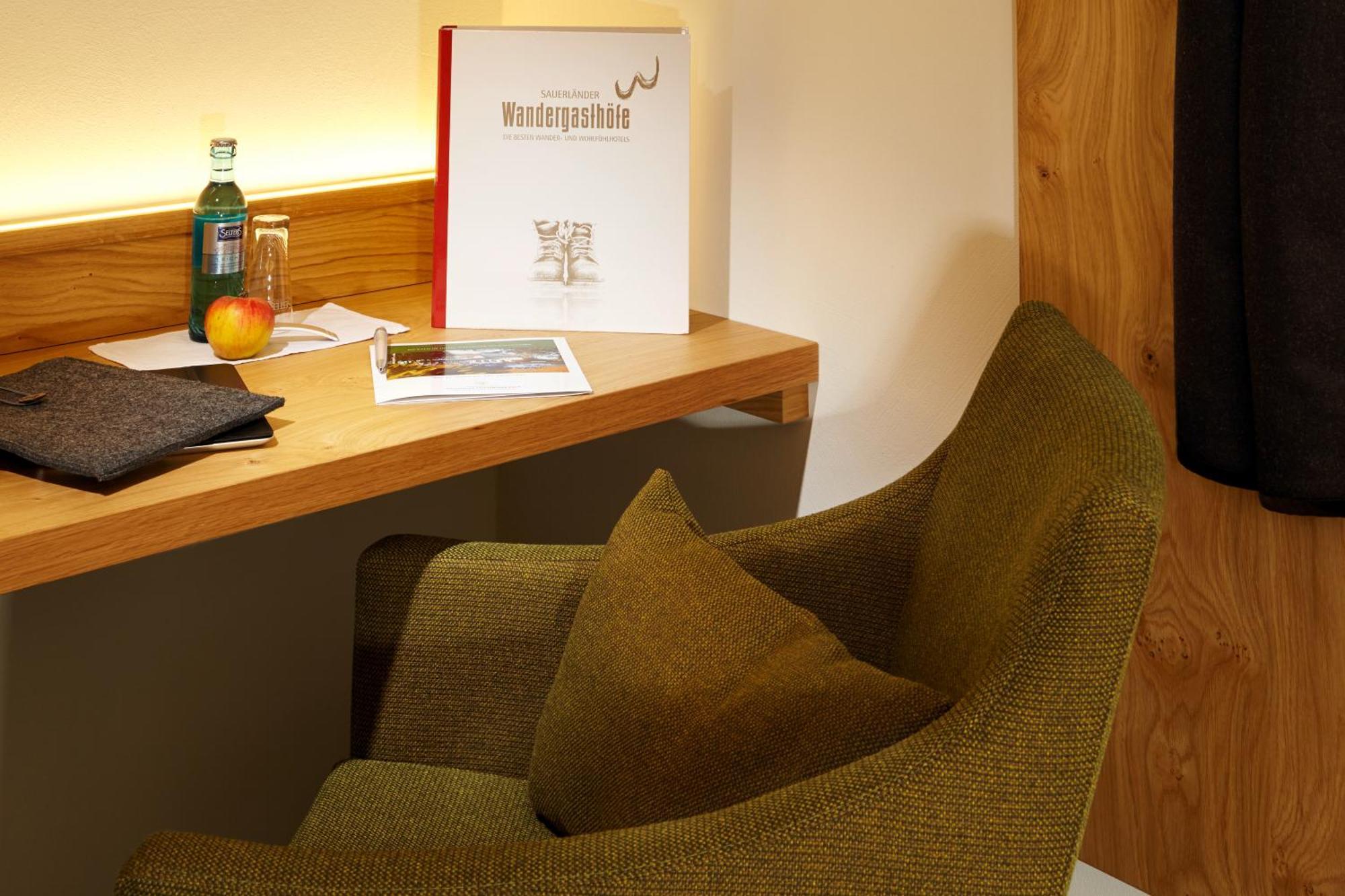 Hotel Waldhaus Foeckinghausen Bestwig Rum bild